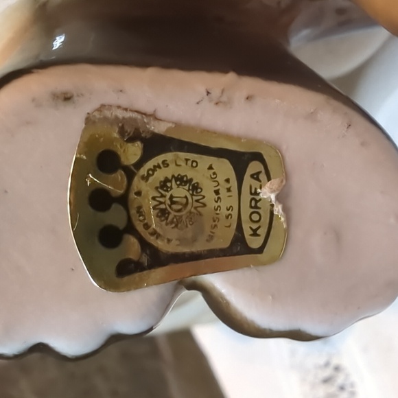 Vintage Blue-eyed Siamese Ceramic Cat Figurine - Picture 7 of 7